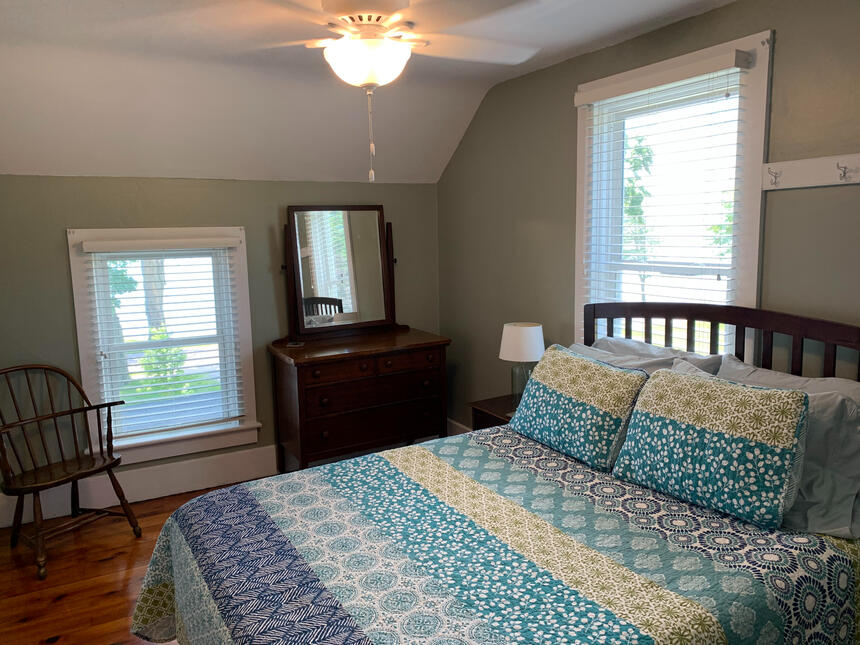 2nd flr front queen bedroom 2